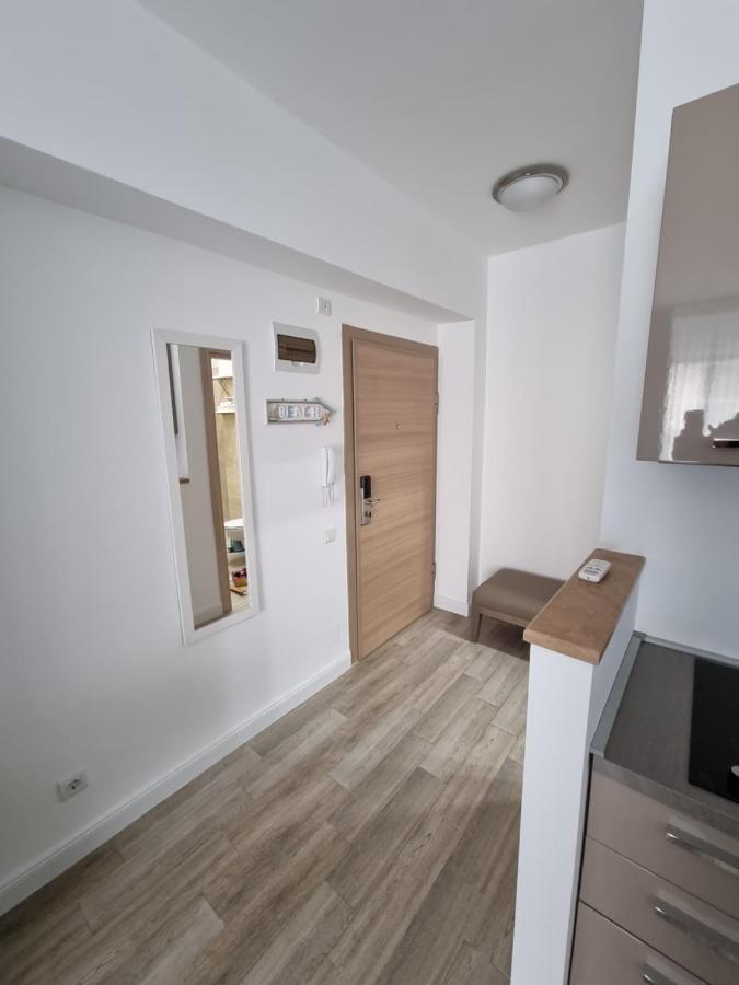 Desilva - Summer Holidays Apartment Mamaia Exterior photo